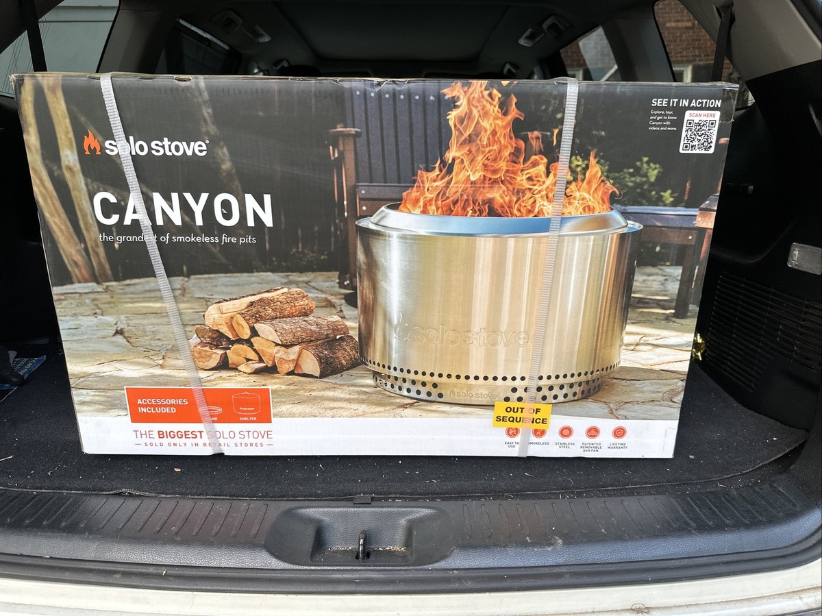 Solo Canyon fire pit with accessories