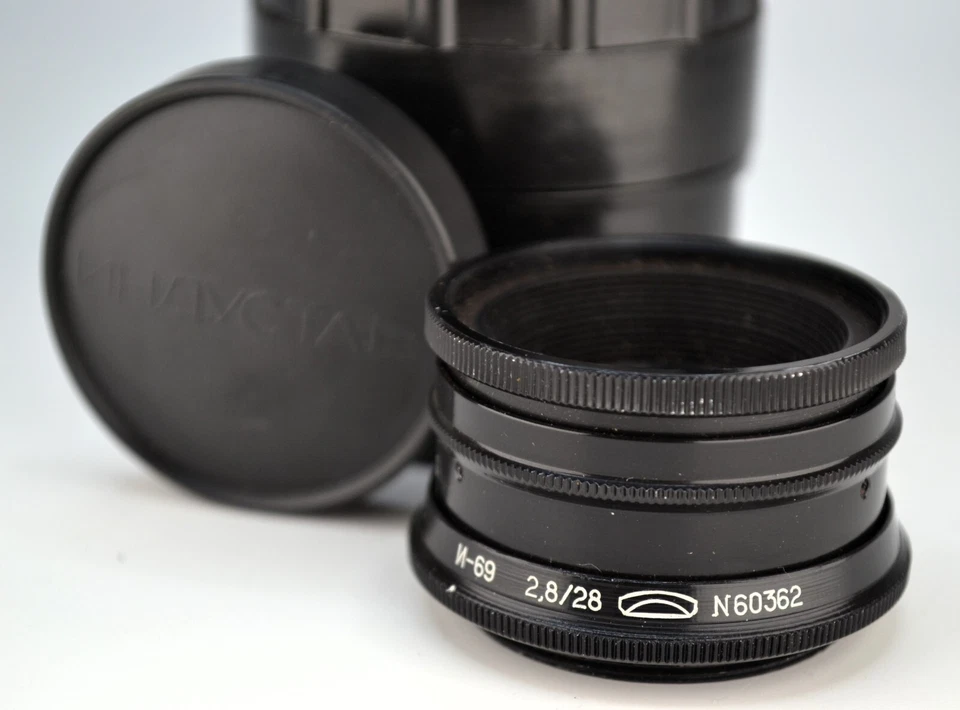 SUPER RARE EDITION! SOVIET USSR PANCAKE INDUSTAR-69 LENS f2.8/28 M39 mount (2) - Image 2 of 4