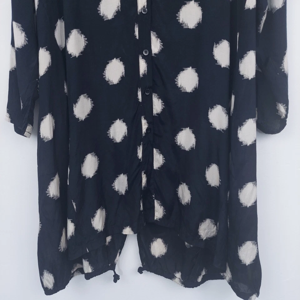 Camicia Masai nera bianca maculata oversize blusa taglia S 8 10 12 Lagenlook - Immagine 2 di 4