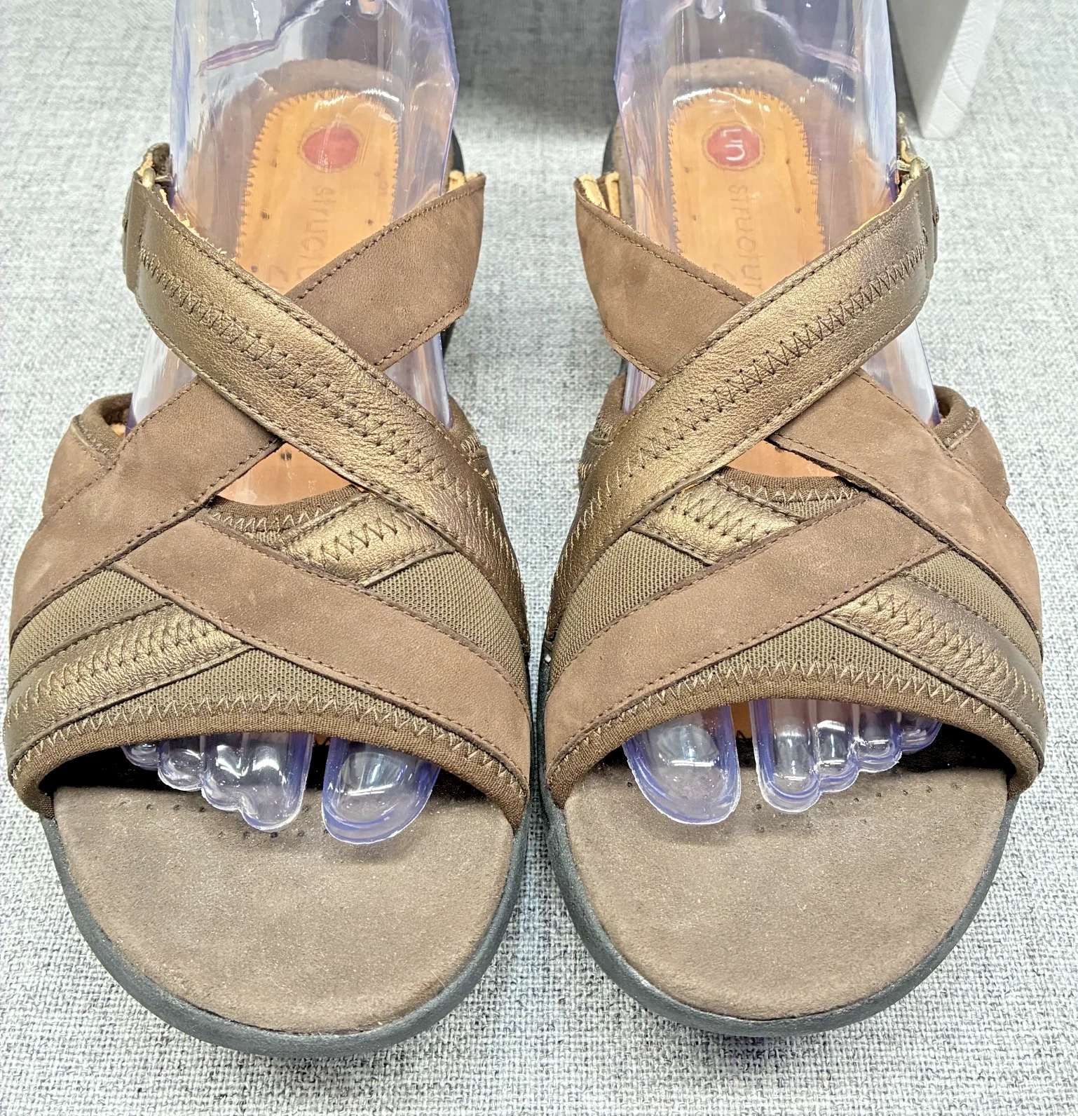 Sandali Clarks slide destrutturati marrone metallizzato 85212 usati in ottime condizioni da donna taglia 9 5M