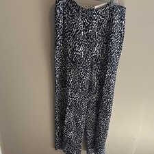 Chico's navy and White Wide Leg pull on Pants nwt size 3 16 