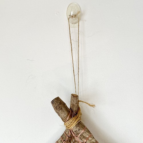 Large handmade Dreamcatcher Wall Decor Hand Woven Wooden Feather - Picture 10 of 14