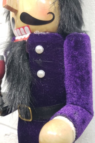 Cascanueces de Navidad de madera, 12", VINIDERA CON BANDEJA DE VINO Y CESTA DE UVAS, TJM - Imagen 11 de 18