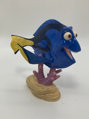 Walt Disney Classic Collection Finding Nemo ''Unforgettable'' Dory Figurine