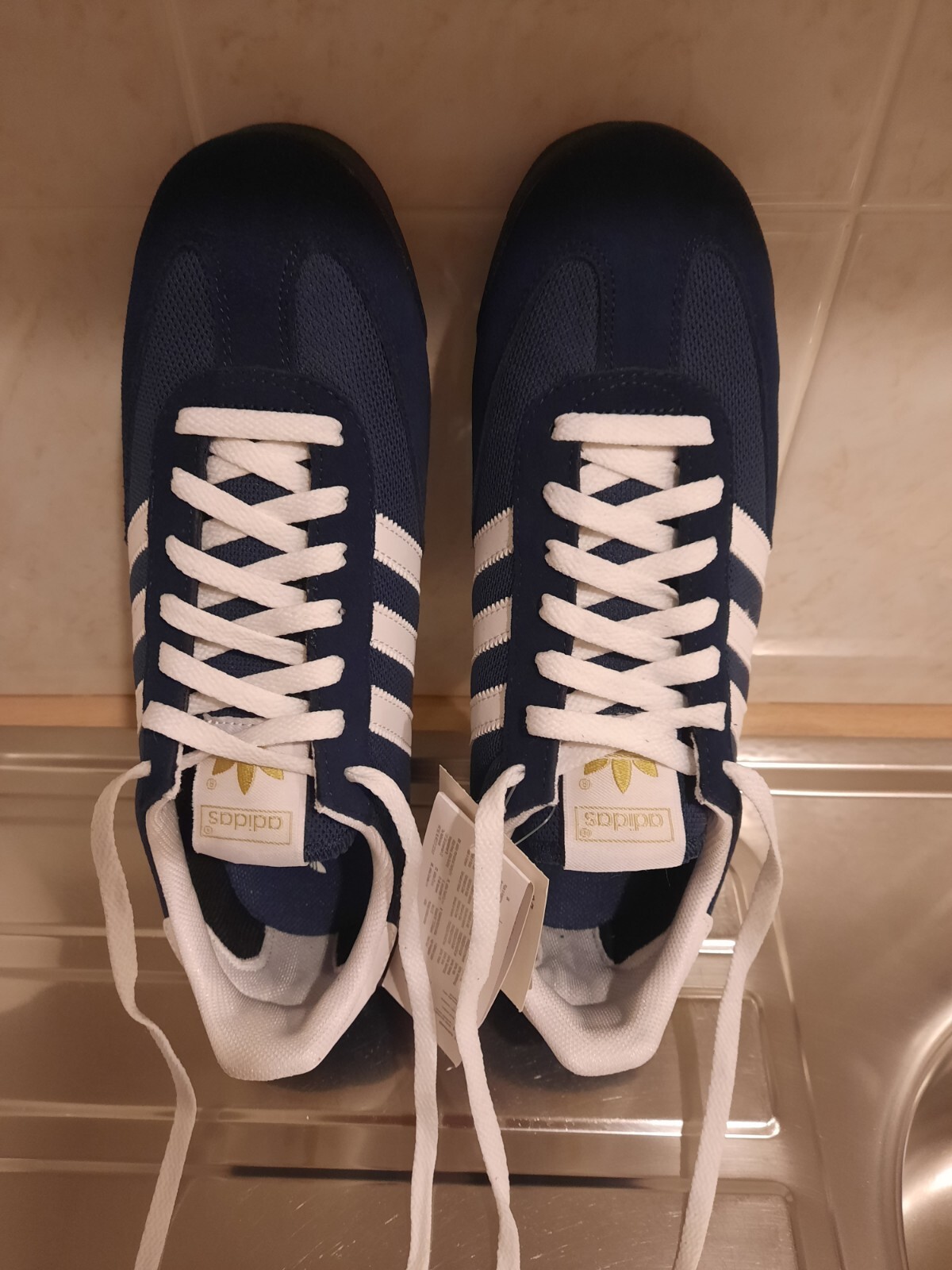 adidas dragon trainers size 10