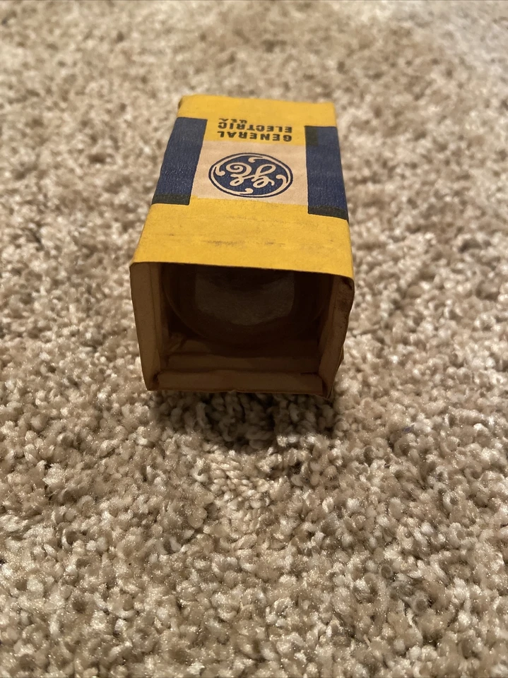 New General Electric MFG For RP11 Bulb Lamps - Image 2 of 4