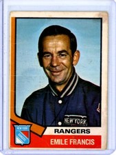 1974-75 O-Pee-Chee #9 Emile Francis COACH - New York Rangers - SET BREAK