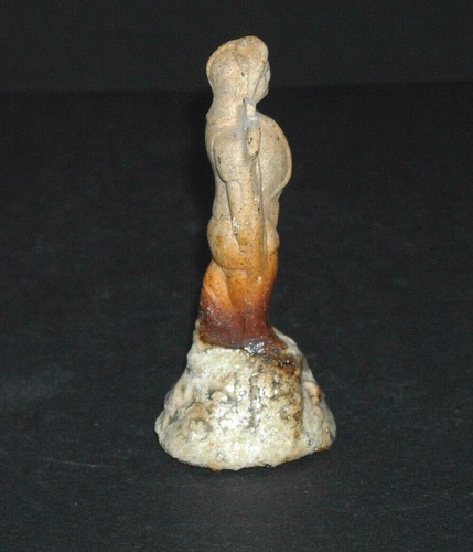 3 7/8" Miniature Figural Yellow Ware "Knight in Armor" - Stoneware - Salt Glazed - Picture 5 of 6