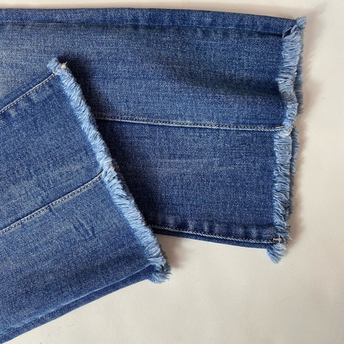 DL1961 Lara Instasculpt Jeans Mid Rise Cropped Flare in Davidson Womens Sz 26 - Picture 8 of 13
