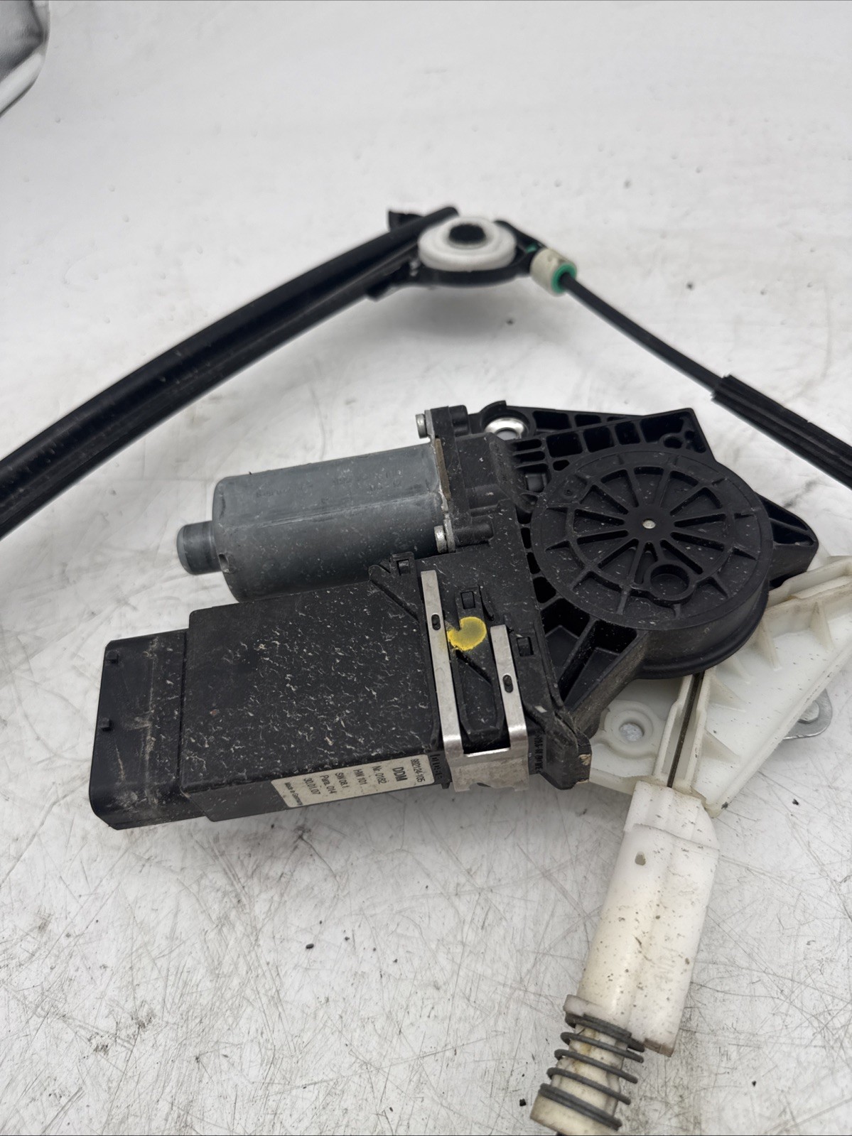 Chevrolet Corvette 2005-2013 Front Left Power window motor