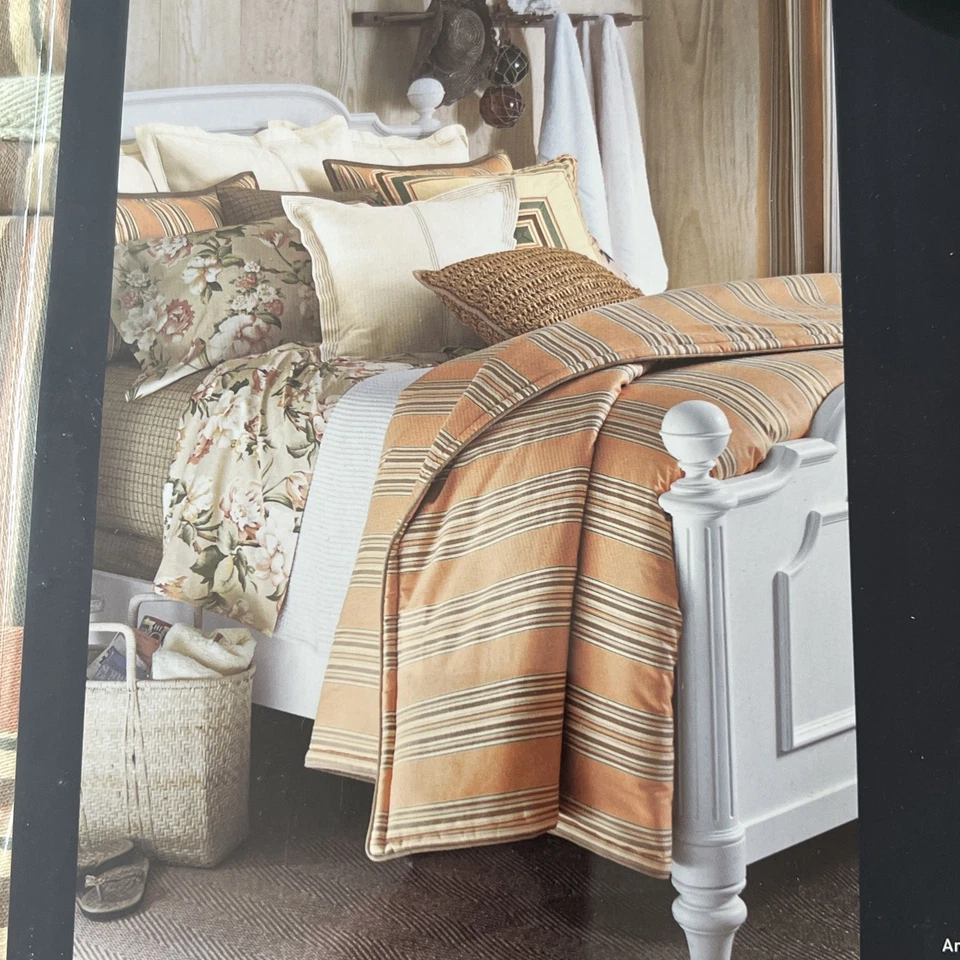 American Living Sea Island Queen Comforter Bed Skirt Pillow Shams Bonus Curtains - Image 2 of 4