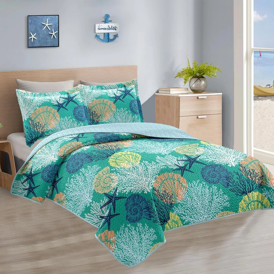 Coastal Quilt Set Full/Queen Size - Reversible Bedding - Image 4 of 4