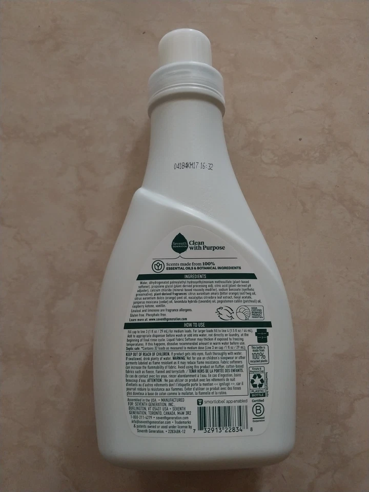 Suavizante de telas limpio con propósito de séptima generación, lavanda fresca 32 fl oz Foto 2 de 4