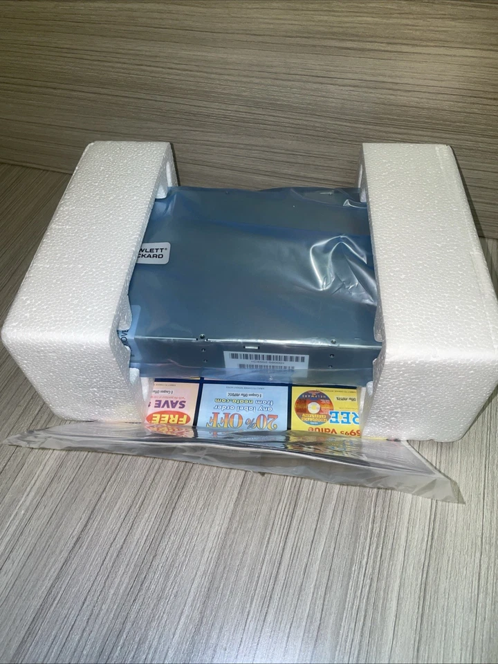 New HP CD Writer 9510i 12x 8x 32x CD-Rewritable Drive Internal Ide Kit Open Box - Image 4 of 4