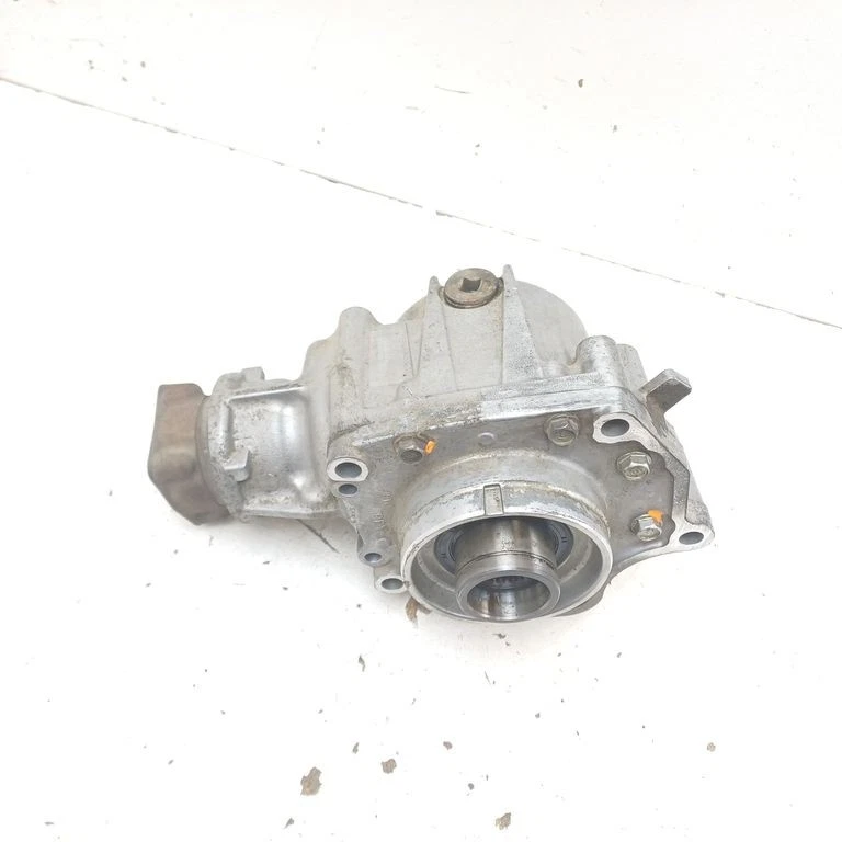 Honda CR-V 2010 Diesel gearbox transfer box case RFY MAM80328 - Image 2 of 4