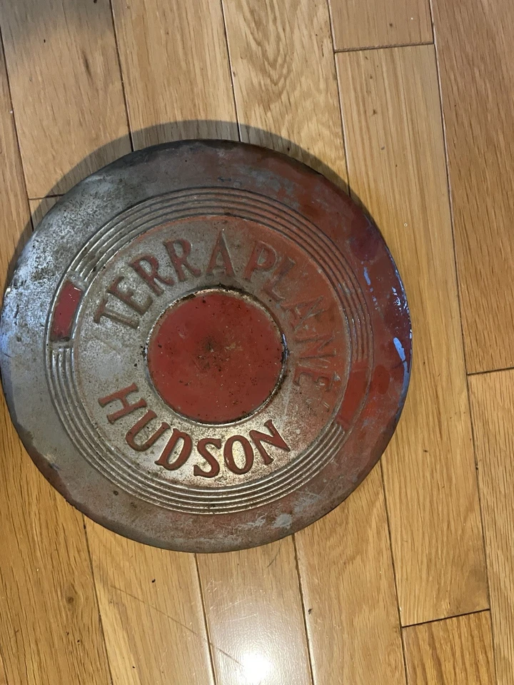 Vintage Pr Hudson Terraplane Hubcaps Collectible Auto Parts USA - Image 4 of 4