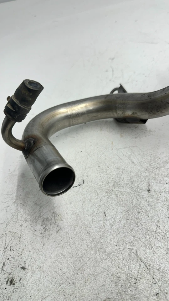 Tubo de refrigerante de refrigeración del motor Toyota Prius 2010-2015 OEM Foto 4 de 4