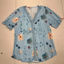 Shein Light Blue Floral Print V Neck Short Sleeve Shirt Womens Size Small