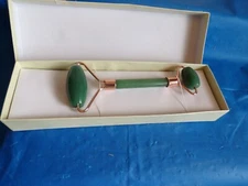 Green Jade Roller Facial Massage Slimming Face Body Eye Head Neck Beauty Tool