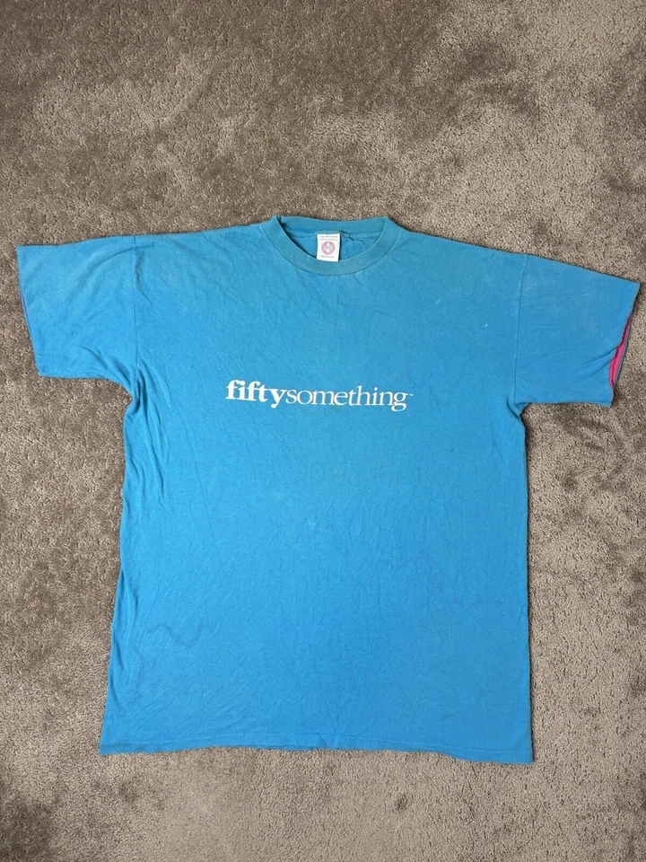 Винтажная мужская унисекс синяя винтажная футболка 80-х Fifty Something размер XL - Изображение 2 из 4