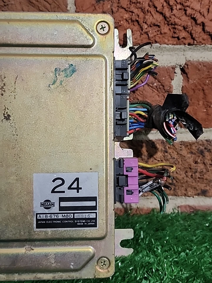 A18-676-M80 1987 Nissan 300Zx motor módulo de computadora manual M/T no turbo 3,0 L Foto 4 de 4