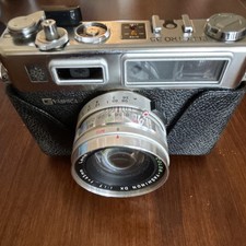 Yashica Electro 35 Rangefinder Camera Black Silver w/ 45mm f/1.7 Lens Case Japan