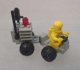 Vintage/Excellent LEGO Space Set 6823 Surface Transport Complete w/ Box, Manual