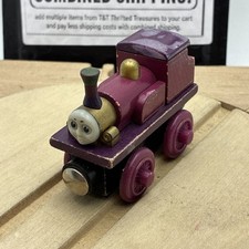 Lady Thomas and Friends 2000 Britt Allcroft Wooden Railway Train Magnetic