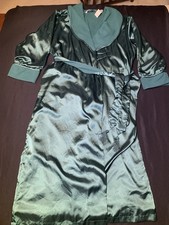 Vtg Victoria  s Secret XS/S Green Satin Robe Lined Long Maxi Length NWT