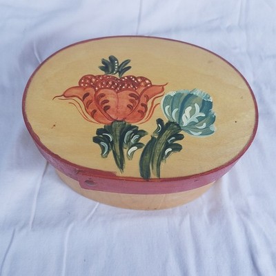 Vintage Hand Painted Folk Art Bentwood Box Oval Floral Wooden Keepsake Tin Decor