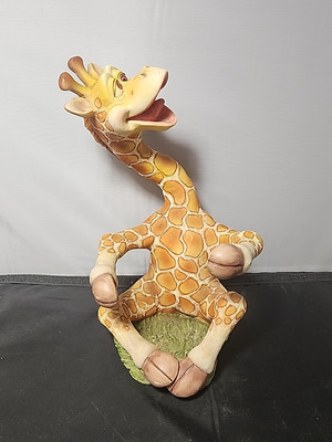 2006 Direct Connection Giraffe Wine Bottle Holder With A Big Smile