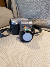 Sony Mavica MVC-FD91 0.8MP Digital Camera - Black & Metallic silver