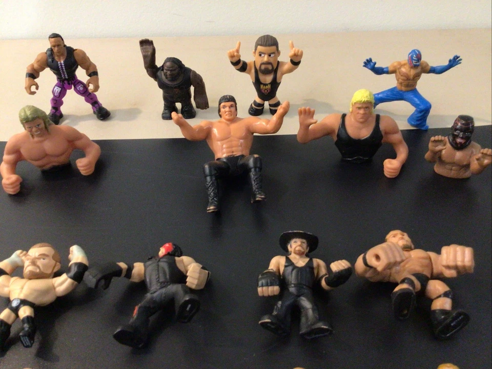 Lot of 28 Miscellaneous Mini Wrestling Action Figures Rumblers NO Duplicates - Image 2 of 4