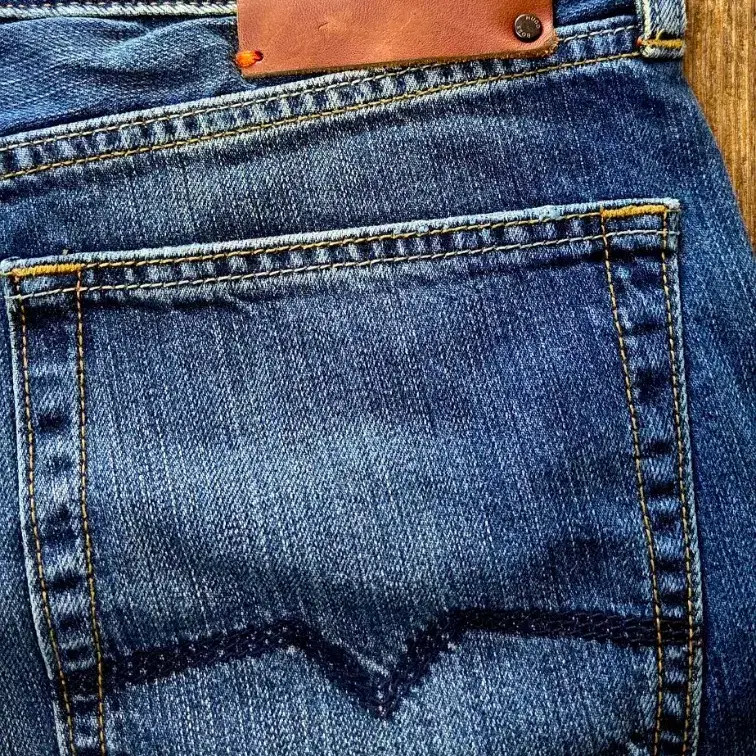 Hugo Boss Men's Denim Jeans 32 Waist - Clean, Pre-Owned