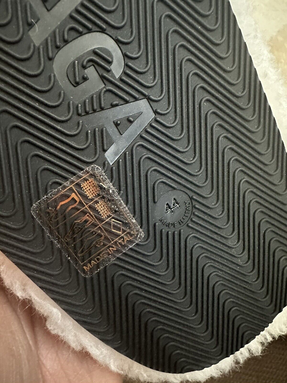 Picture 11 of 16