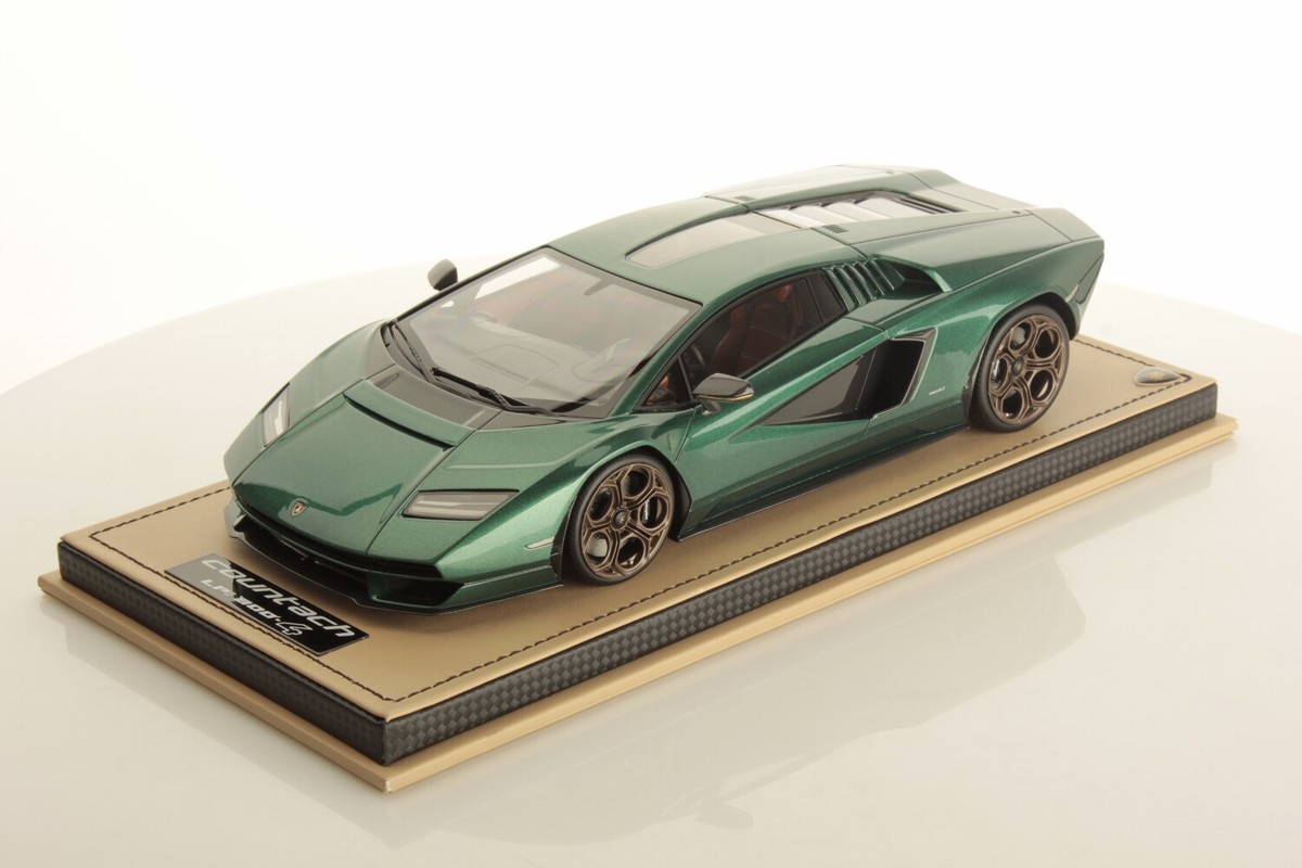 MR Collection 1:18 Lamborghini Countach LPI 800-4 Verde Abete