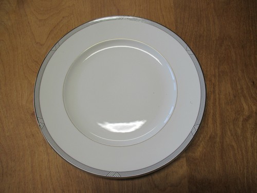 Plato de ensalada Christopher Stuart Empire House Y1011 8 1/2" 1 ea 8 disponible - Imagen 2 de 11