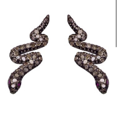 Elodie K Ohrringe schwarzer Diamant pave Ohrstecker Schlange mit Rubinaugen 895 $ schwarz silber