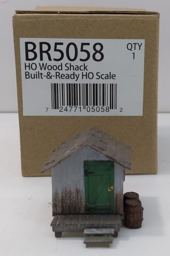 WBR5055 BR5055 Woodland Scenics - HO Scale Buildings - Emilio's Italian Restaurant main image 1