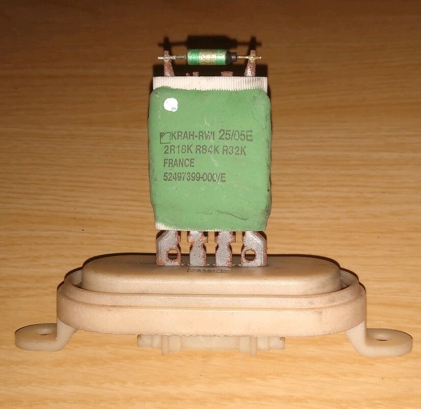 Renault Laguna 2004 Heater Blower Resistor 52497399-000 for sale 