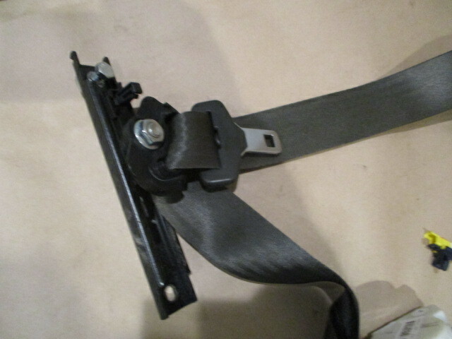 Maserati GranTurismo...LH Front Seat Belt (Grey) P/N 80086500