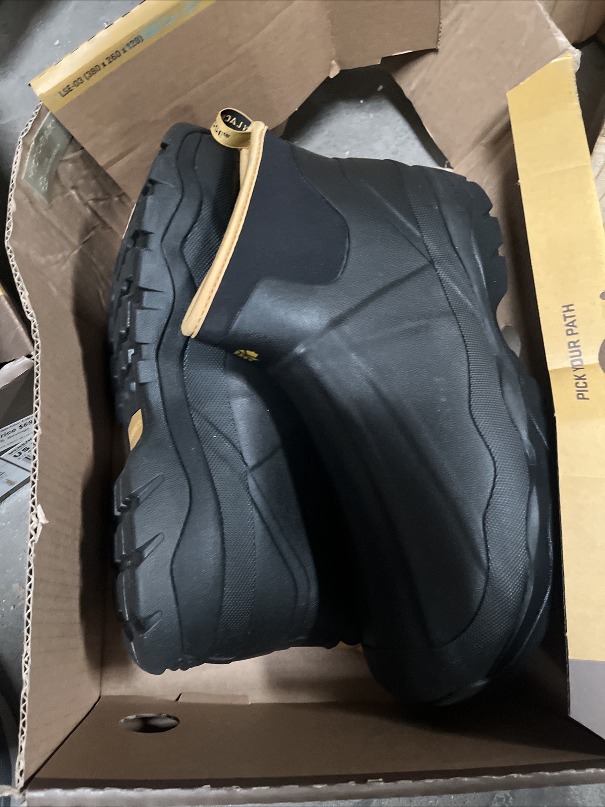 LACROSSE ALPHA MUDDY MID 6" BLACK 3.5MM OUTDOOR BOOTS 612461 NEW Size