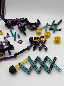 Vintage LEGO Technic Cyber Strikers 8257 1998 Retired INCOMPLETE Building Toy