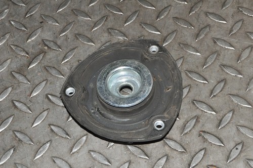 VW GOLF VII 5G 2.0 R 2017 Federbein vorne links obere Halterung 5Q0412331D 11796