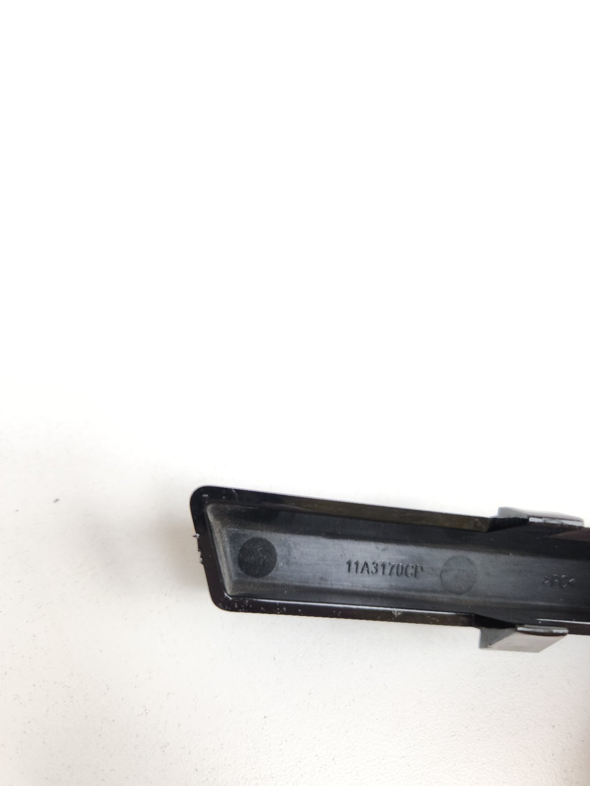 2015-2016 MCLAREN 650S SPIDER REAR CENTER MID MIDDLE BUMPER TRIM COVER OEM