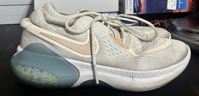 Nike Joyride Women s Running Shoes Beige White Mesh Cushioned size 6.5