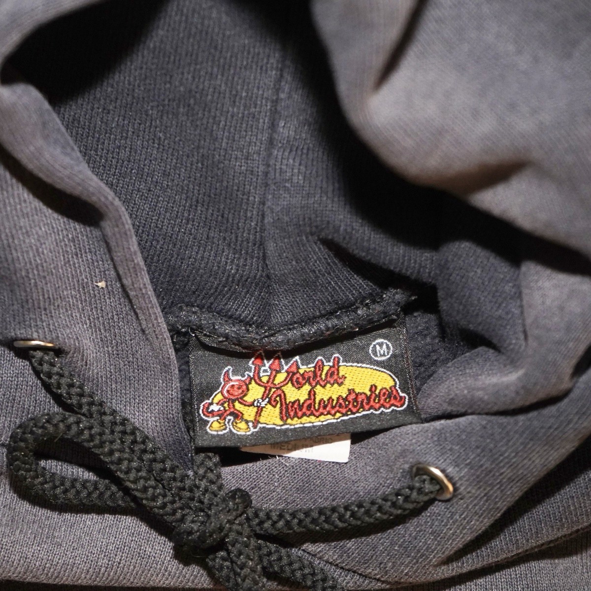 Vintage World Industries Flame Boy Hoodie Sz Med hook ups blind 