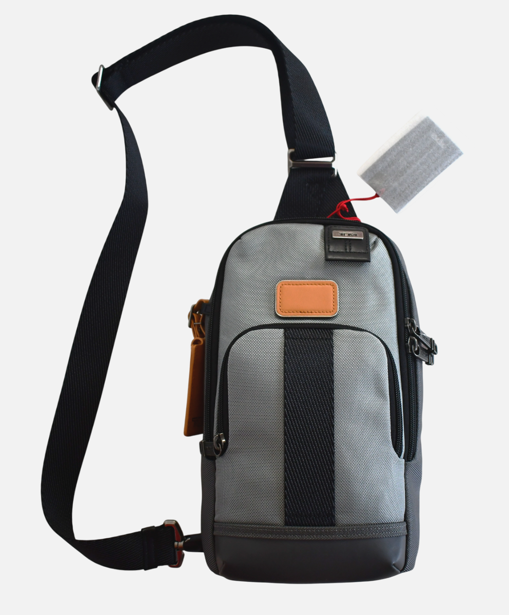【新品未使用】TUMIボディーバッグ2223402CPO Slim Sling NEW TUMI FIFE Ballistic Nylon SLIM SLING Bag Crossbody Backpack
