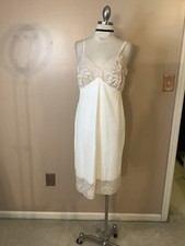 Vintage 50s Van Raalte Slip Dress All Nylon Cream Beautiful Lace Size 36