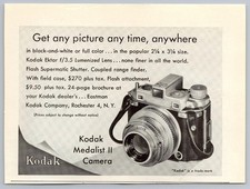 1948 Kodak Medalist II Camera Vintage Print Ad: Photographer Wall Art